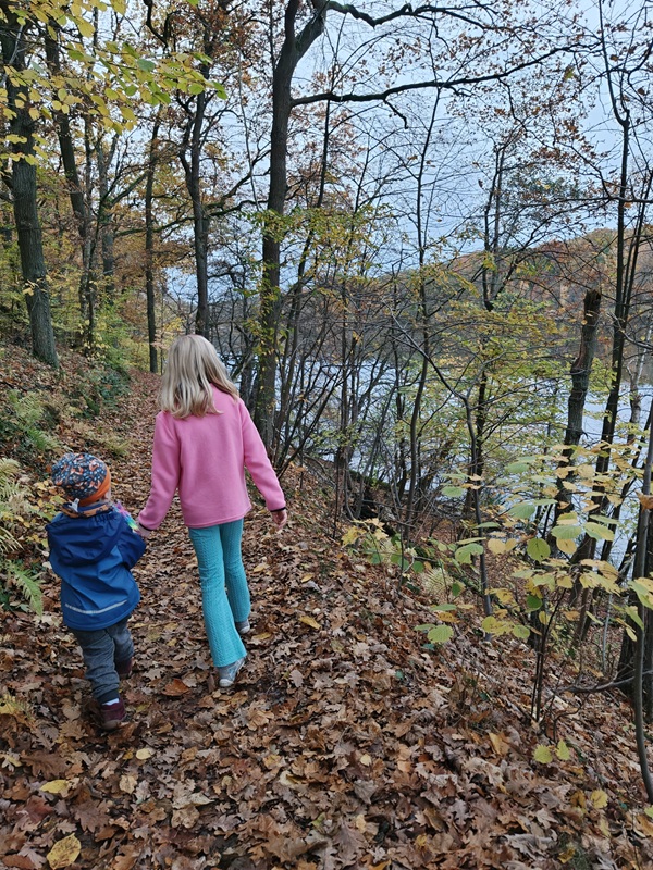 Mit den Kindern unterwegs am Trebuser See